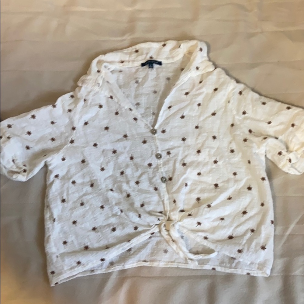 Collared button down crop tee. Only worn once